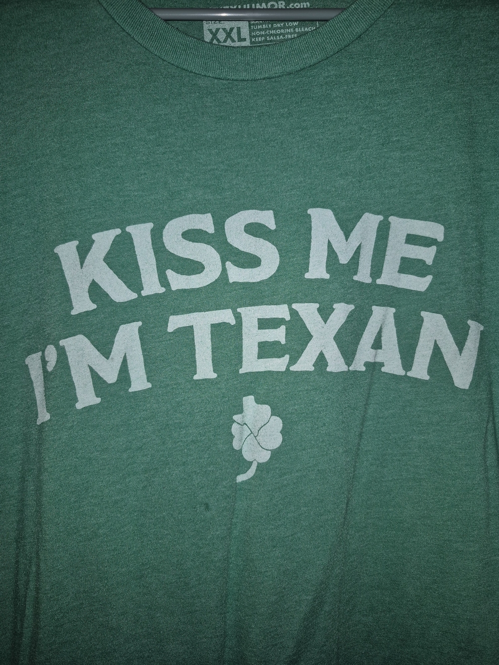 Kiss Me I'm Texan Green Graphic Tee